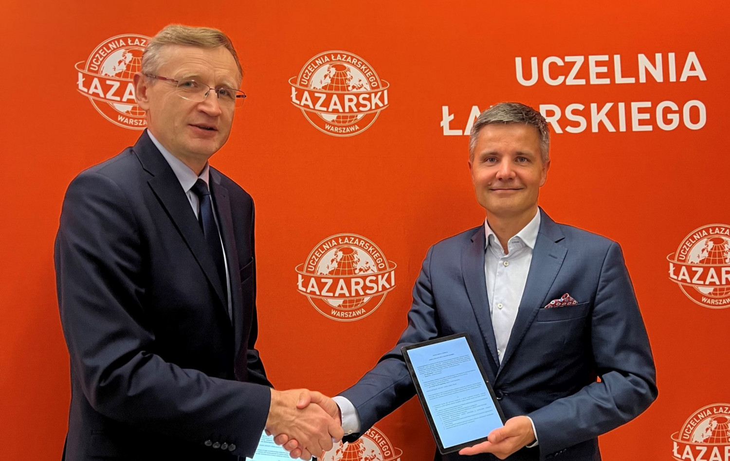 Uczelnia Łazarskiego i Fundacja Digital Poland razem na rzecz rozwoju cyfrowej gospodarki